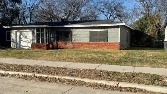 4505 Quails Lane, Fort Worth, TX 76119 - Image #3