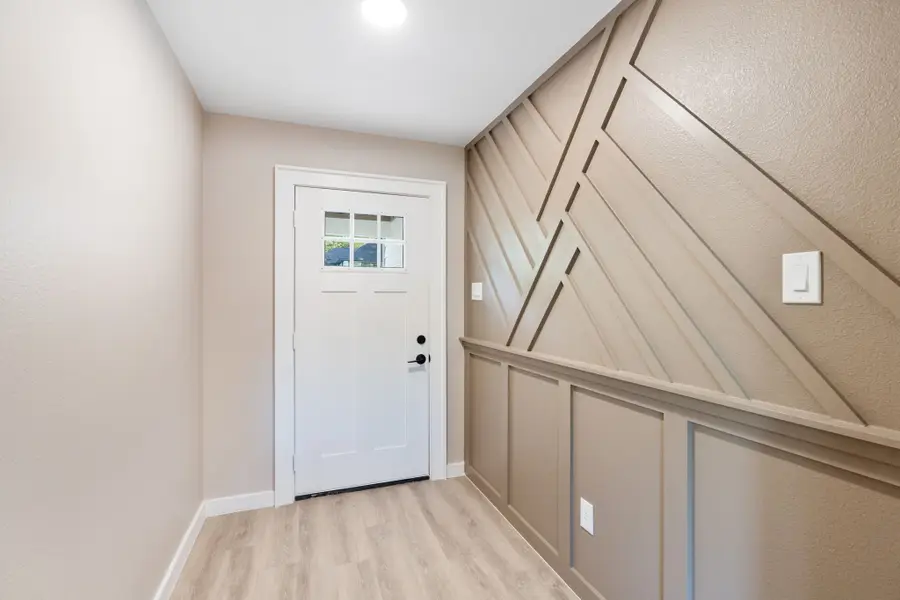 211 Garlock Street, Wilmer, TX 75172 - Image #2