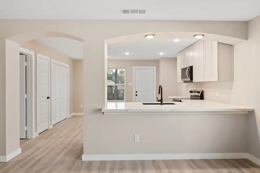 211 Garlock Street, Wilmer, TX 75172 - Image #3