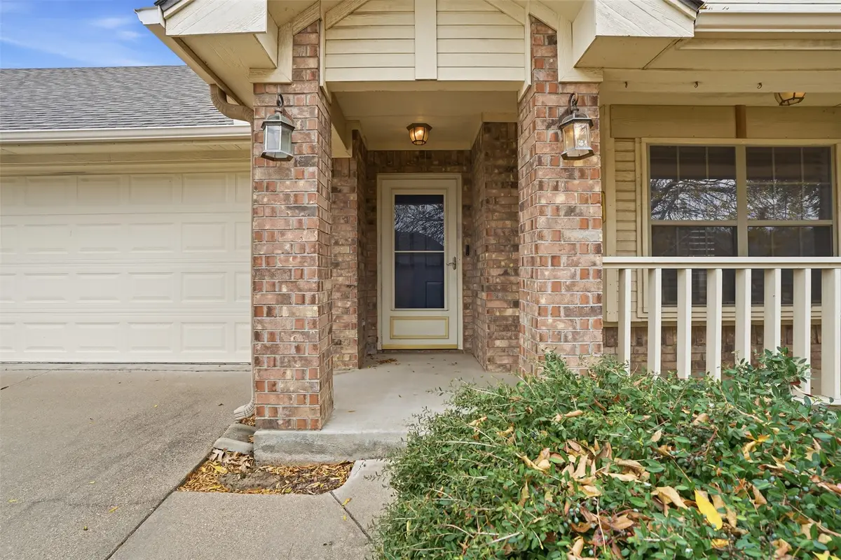 1005 Dawn Court, Granbury, TX 76048 - Image #1