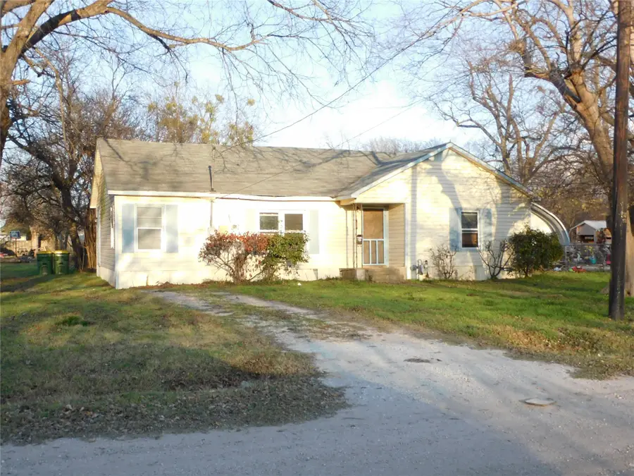 104 N Pecan Avenue, Hubbard, TX 76648 - Image #2