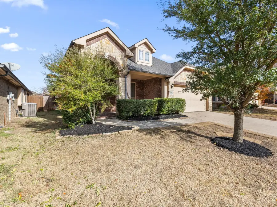 2106 Hanakoa Falls Drive, Anna, TX 75409 - Image #3