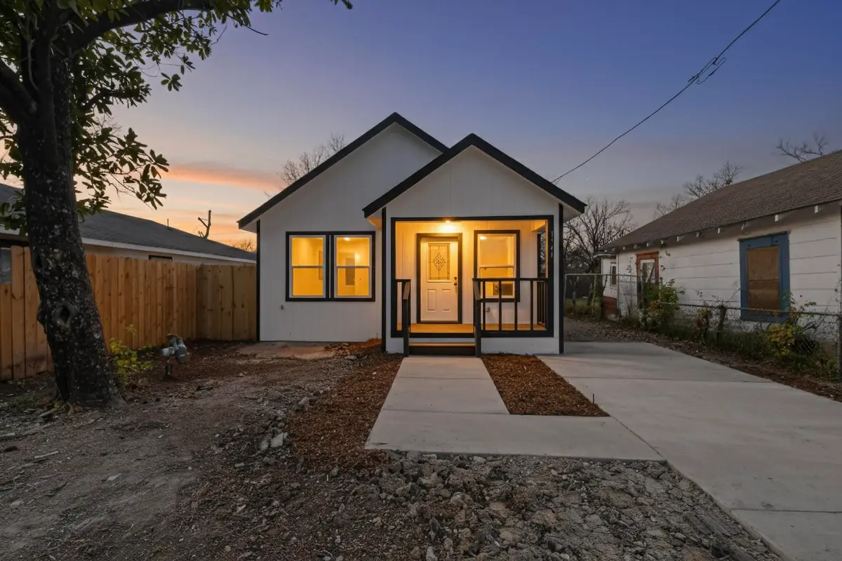 1541 Caldwell Street, Dallas, TX 75223 - Image #1