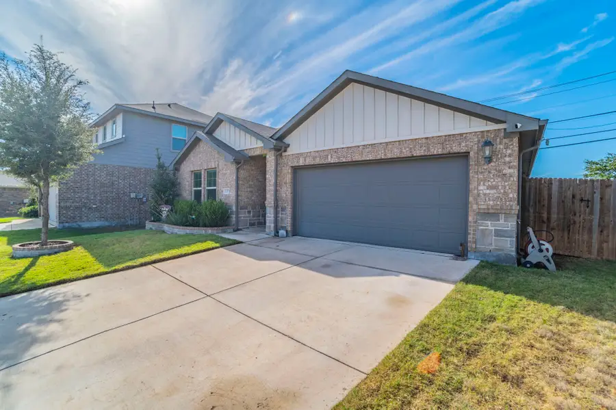 6337 Copperhead Drive, Fort Worth, TX 76179 - Image #3