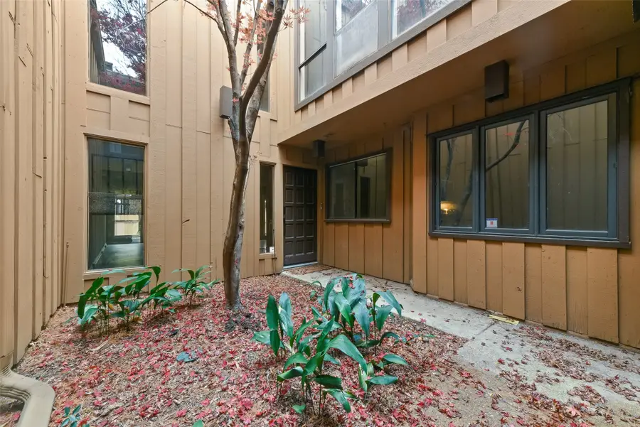 3161 Golden Oak, Farmers Branch, TX 75234 - Image #2