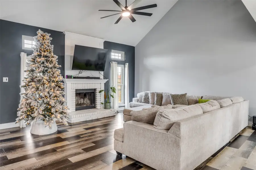 1017 Meadow Creek Drive, Lancaster, TX 75146 - Image #3