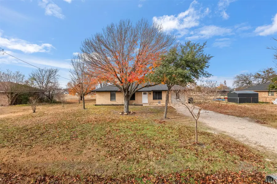 412 Green Acres Drive, Palmer, TX 75152 - Image #2