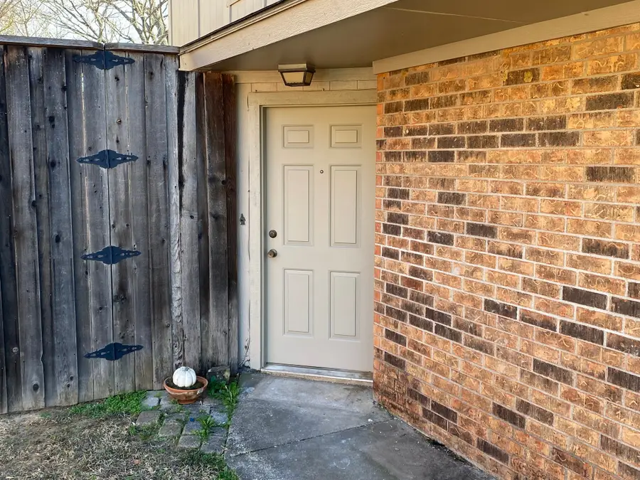 134 Main Place, Euless, TX 76040 - Image #3