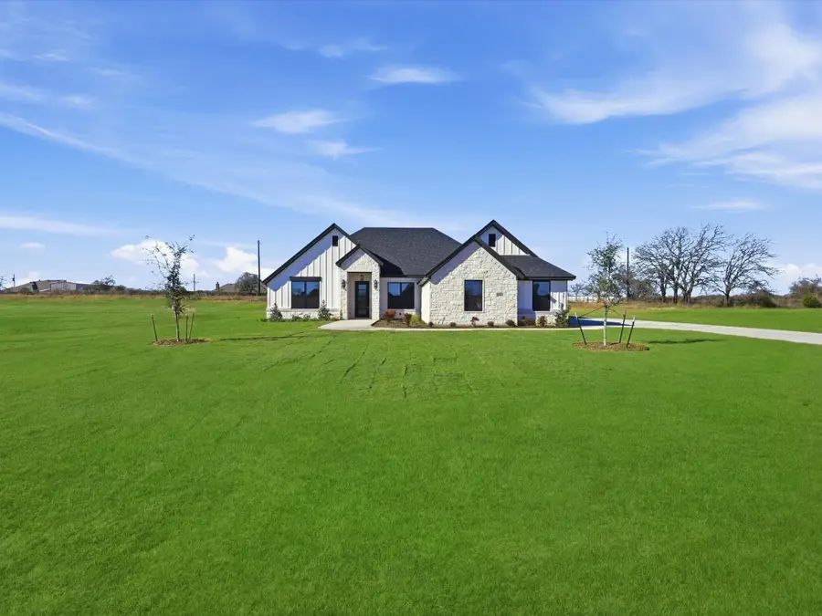 2005 Forest Bridge Drive, Azle, TX 76020 - Image #3