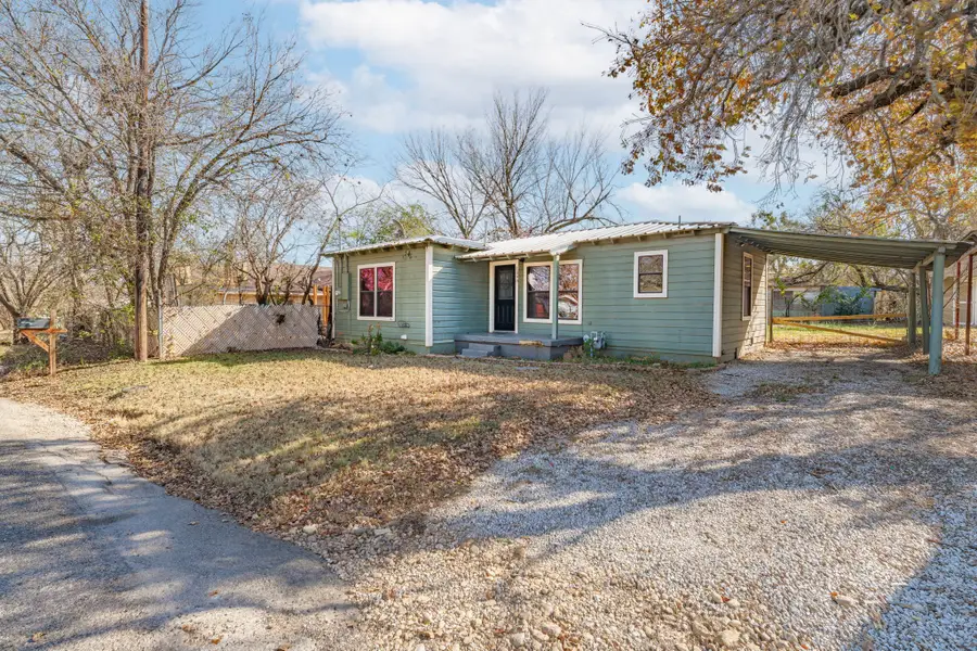 1090 W Elm Street, Stephenville, TX 76401 - Image #3