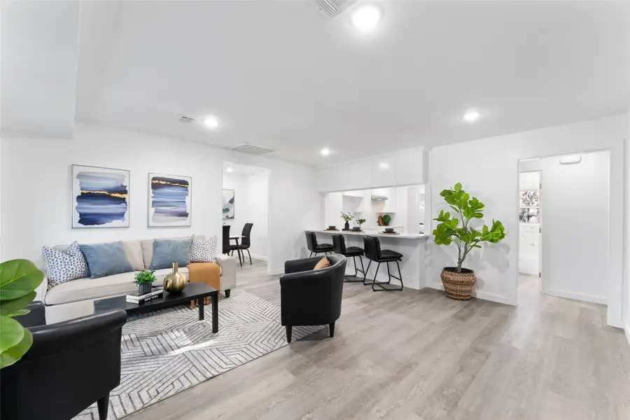 2661 Hudspeth Avenue, Dallas, TX 75216 - Image #3