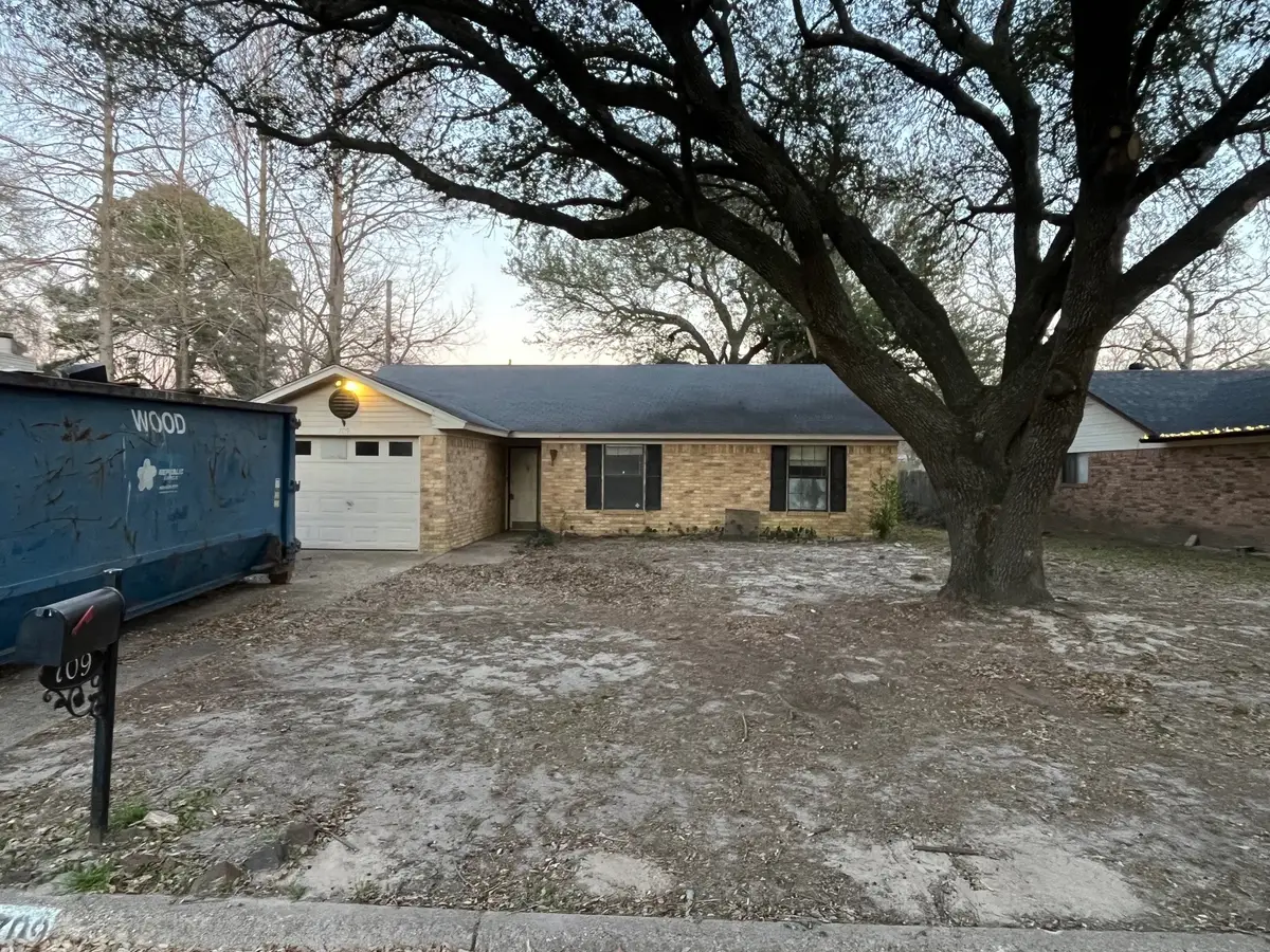 709 Southoak Drive, Athens, TX 75751 - Image #1