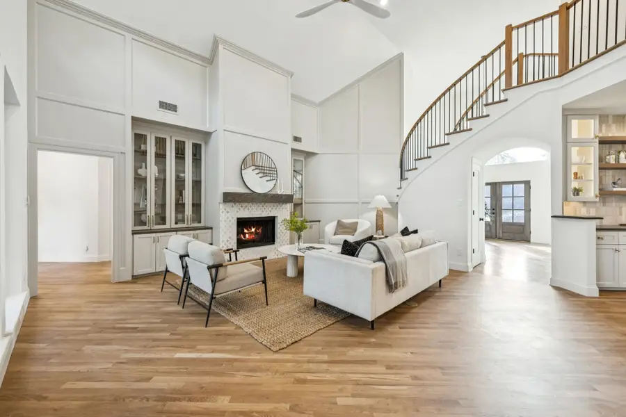 104 Royal Oaks Drive, Double Oak, TX 75077 - Image #3