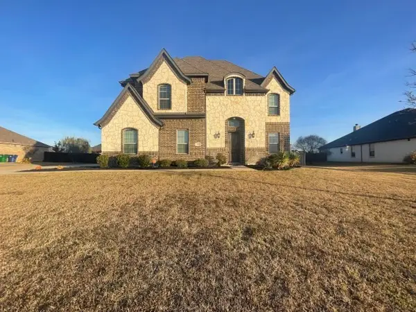 321 Equestrian Drive, Waxahachie, TX 75165