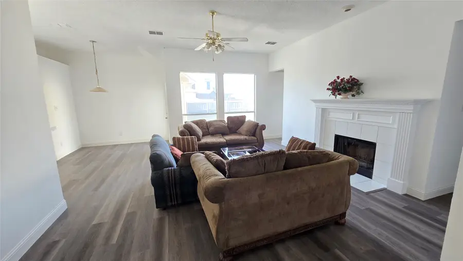 2621 Ash Creek, Mesquite, TX 75181 - Image #2