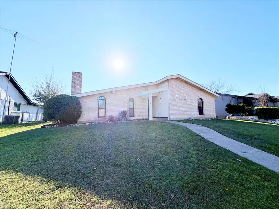 1380 Cherry Hill Lane, Lewisville, TX 75067 - #2