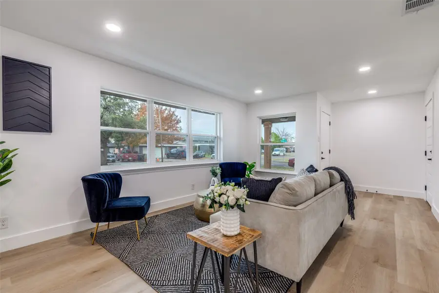 10616 Allegheny Drive, Dallas, TX 75229 - Image #2