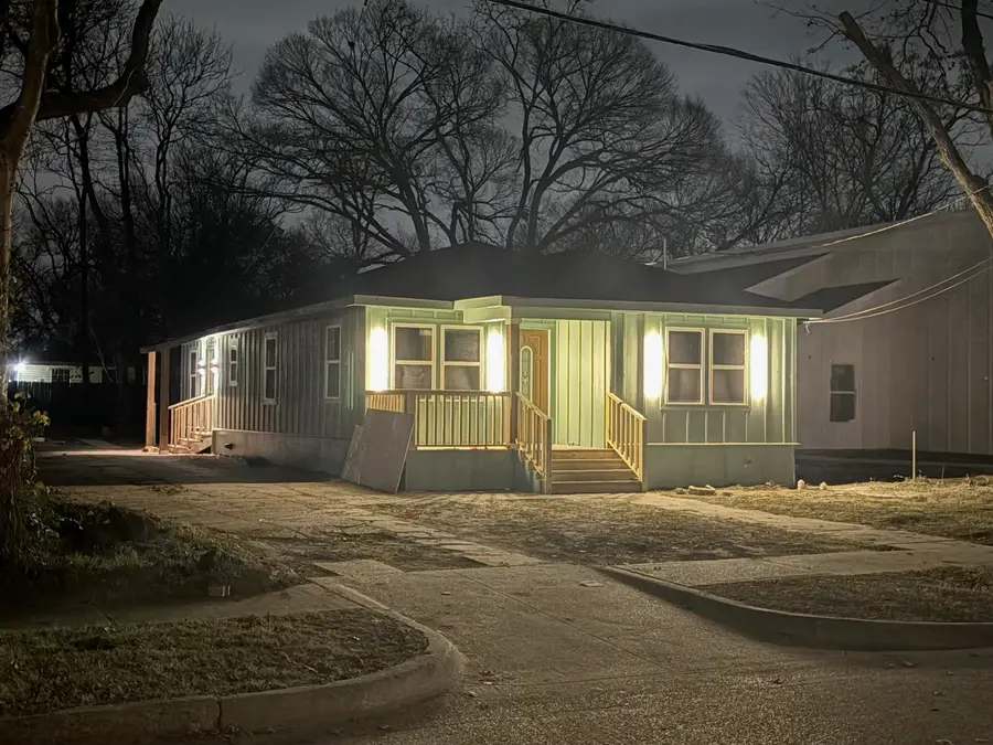 2807 Silkwood Street, Dallas, TX 75215 - Image #2