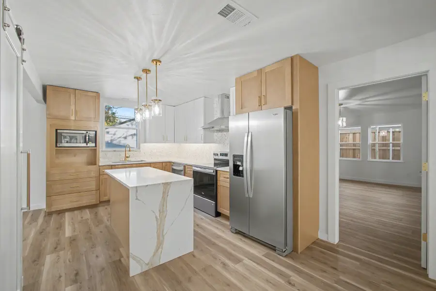 7518 Caillet Street, Dallas, TX 75209 - #2