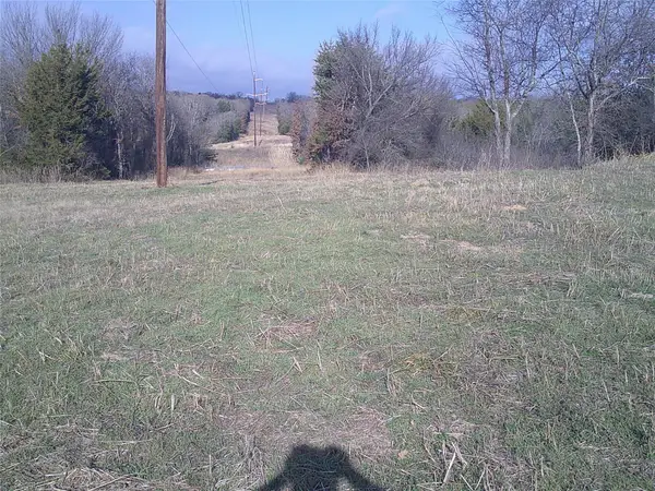 Lot 2 Starr Mann, St Jo, TX 76265
