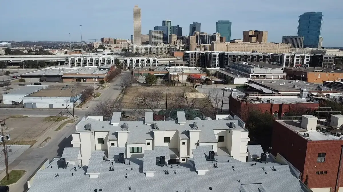 321 College Avenue, Fort Worth, TX 76104 - Image #1