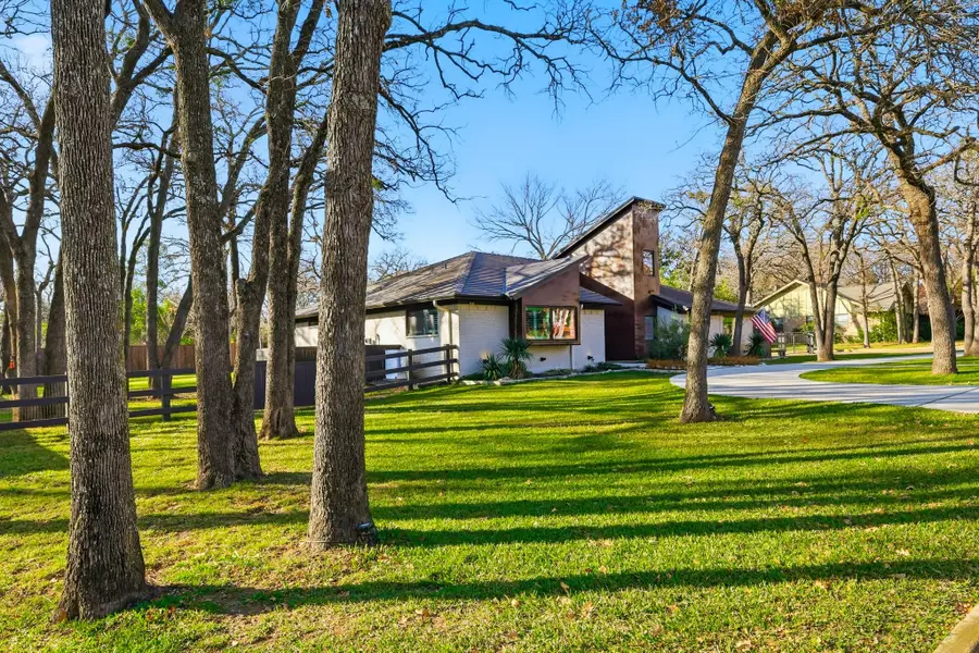 7208 Windswept Trail, Colleyville, TX 76034 - Image #2