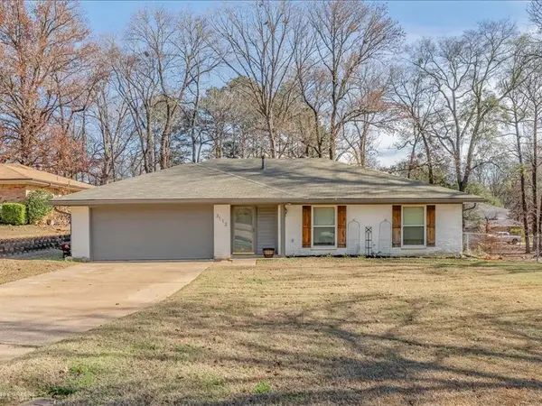 3112 Heatherbrook Drive, Haughton, LA 71037