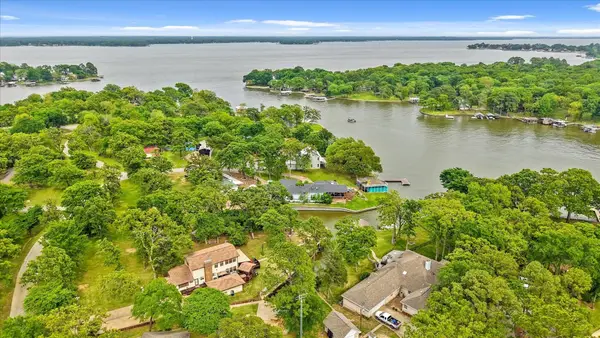 1505 Kanakoa Drive S, Tool, TX 75143