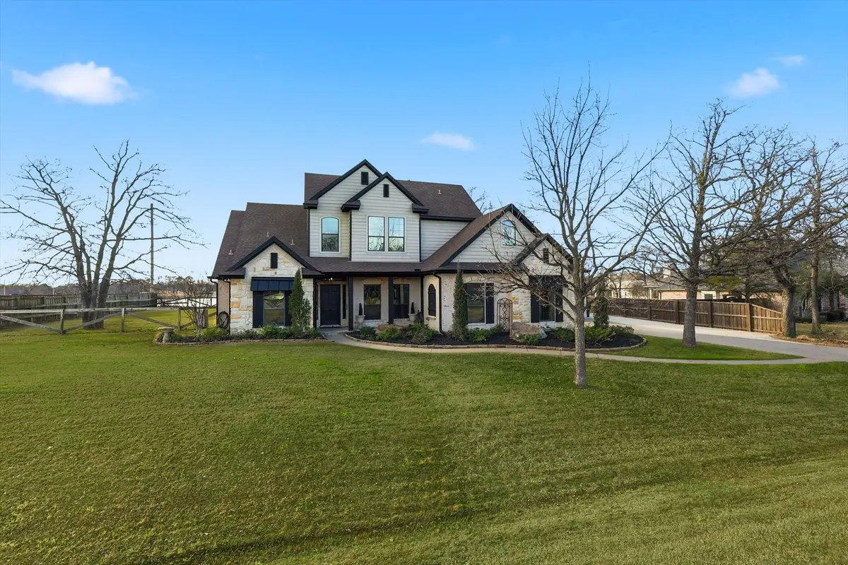 113 Bent Oak Drive, Aubrey, TX 76227 - Image #1