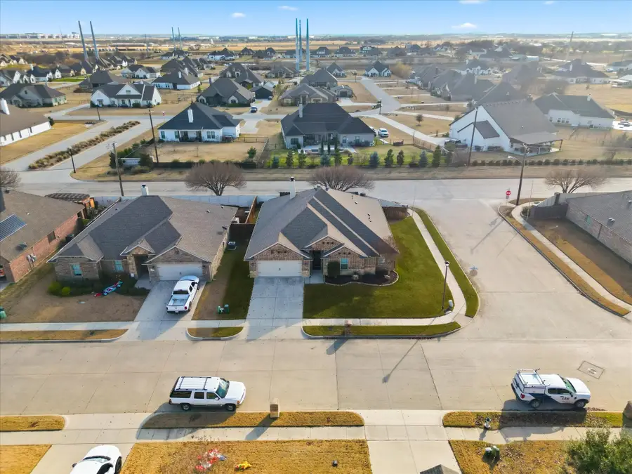 442 Goodnight Trail, Justin, TX 76247 - Image #2