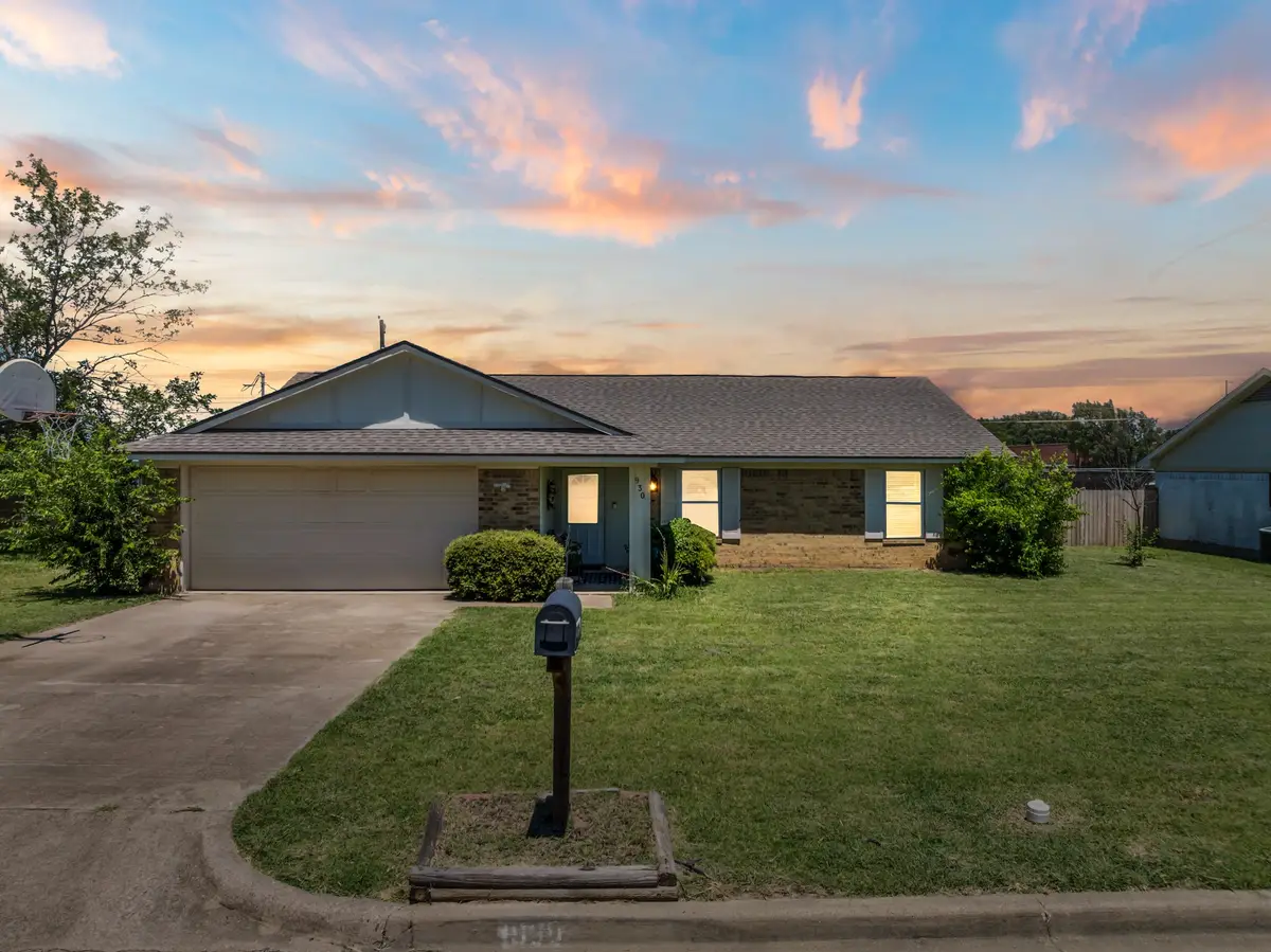 930 Vail Highlands Circle, Hewitt, TX 76643 - Image #1