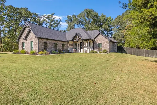 24012 Wild Flower Circle, Lindale, TX 75771