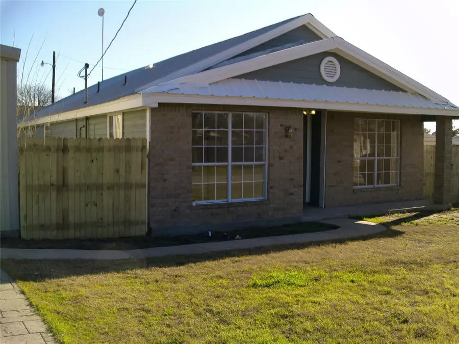 604 E South Street, Itasca, TX 76055 - Image #3