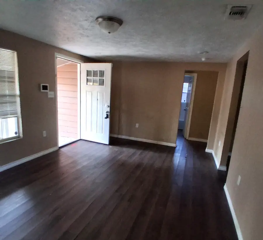 1216 W 6th Street, Texarkana, TX 75501 - Image #2