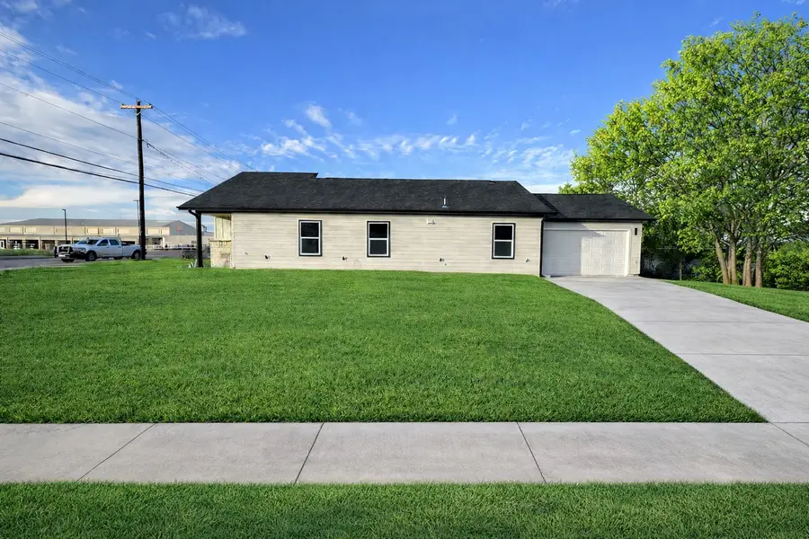 2225 College, Greenville, TX 75401 - Image #3