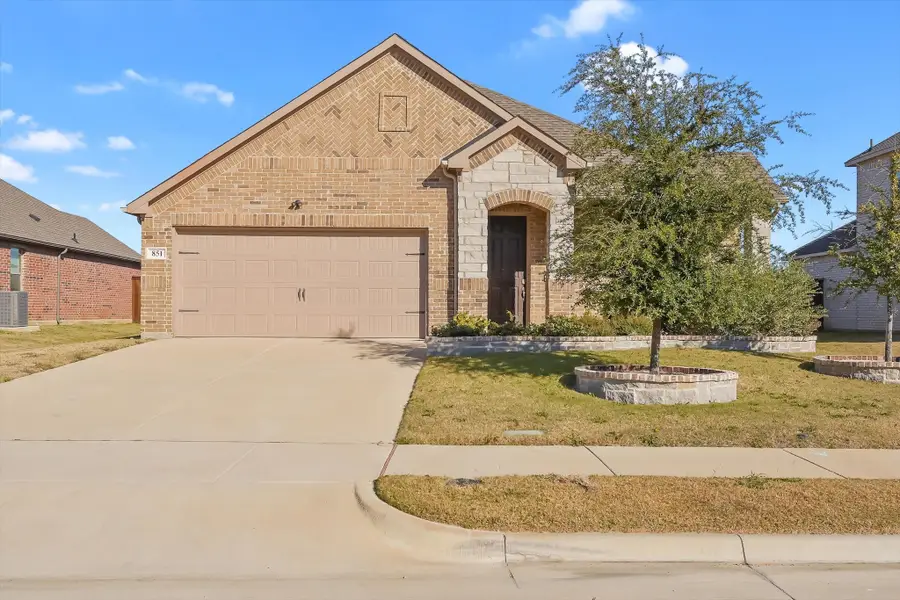 851 Rosebud Trail, Ellis, TX 75125 - Image #2