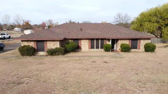 134 Hollie Drive, Red Oak, TX 75154 - Image #1