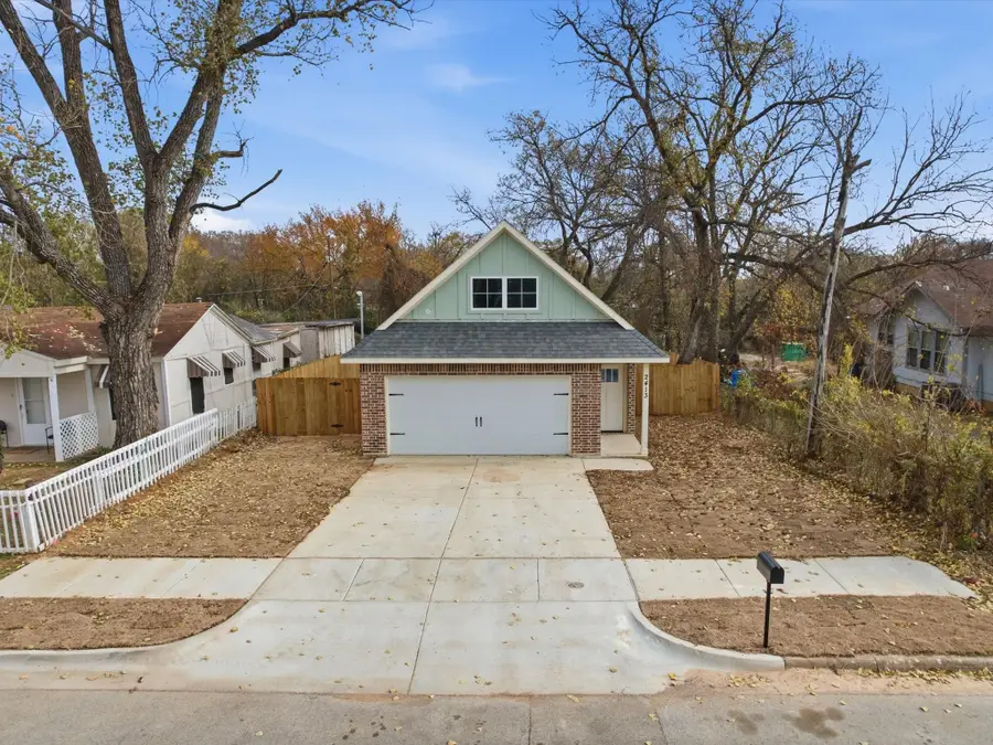 2413 Lena Street, Fort Worth, TX 76105 - Image #3