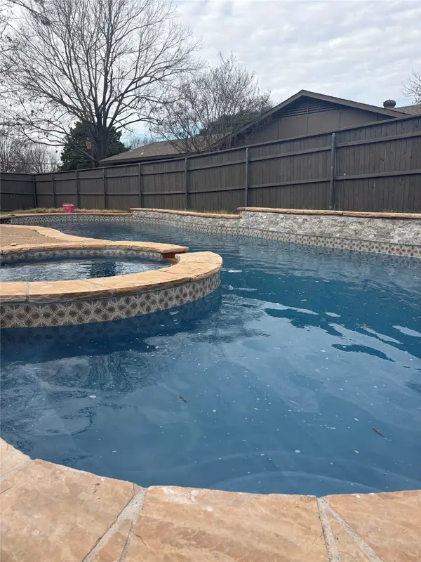 9008 Flicker Lane, Dallas, TX 75238