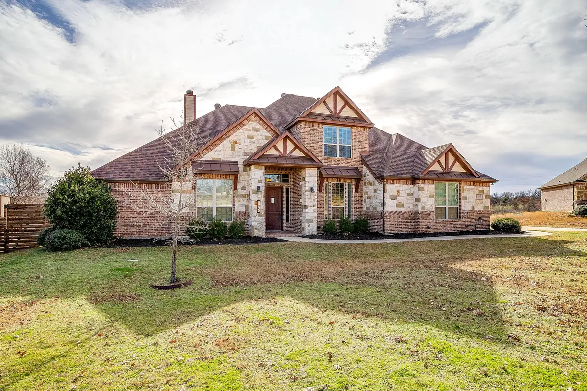 195 Brook Hollow Lane, Weatherford, TX 76088 - Image #1