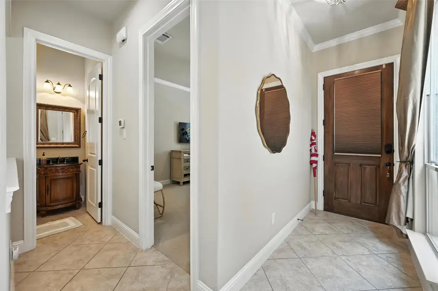 218 Wallington Way, Lewisville, TX 75067 - Image #2