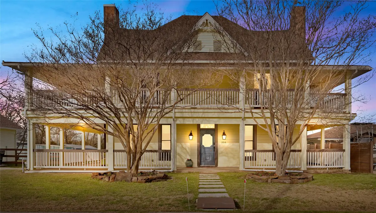 304 N Church Street, Pilot Point, TX 76258 - Image #1