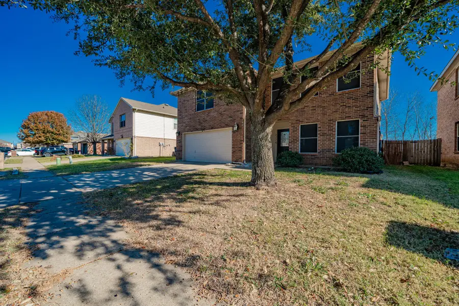 7116 Kickapoo Drive, Fort Worth, TX 76179 - Image #2