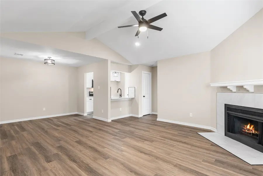 9903 Plainfield Drive, Fort Worth, TX 76108 - Image #3