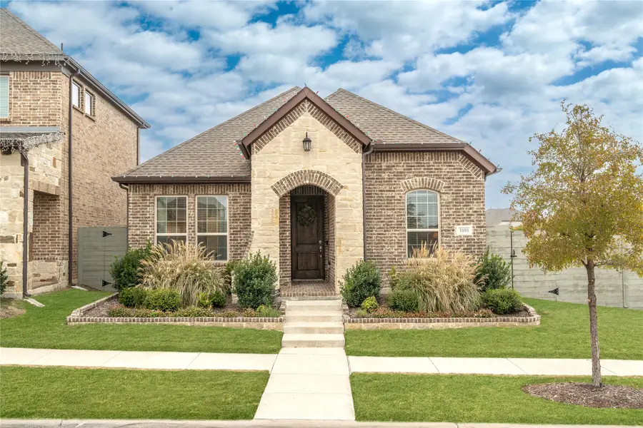 1000 Lamp Post Lane, Argyle, TX 76226 - Image #2