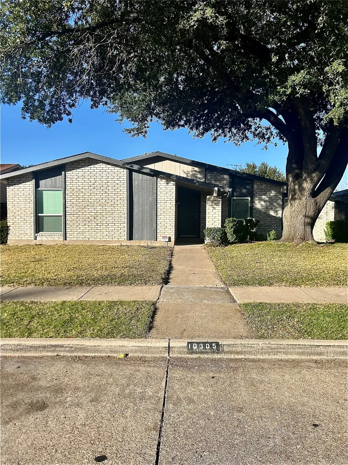 10305 Portrush Drive, Dallas, TX 75243 - Image #1