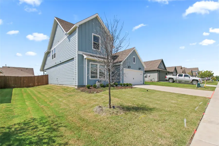 755 Amelia Court, Pilot Point, TX 76258 - Image #3