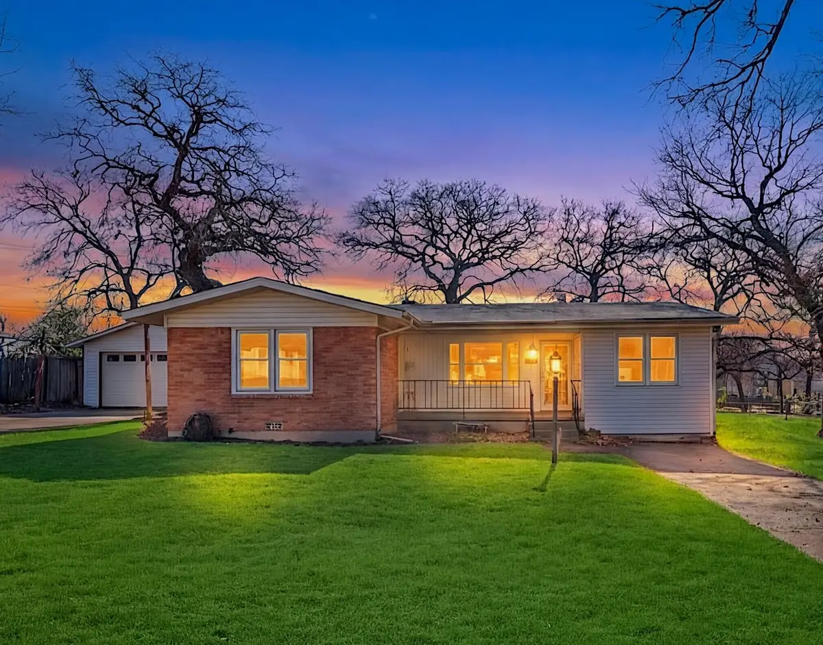 312 E Ellen Avenue, Hurst, TX 76053 - #1