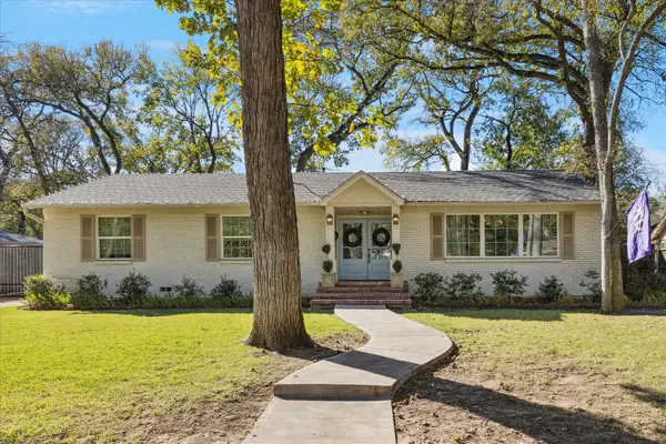 3124 Tanglewood Trail, Fort Worth, TX 76109