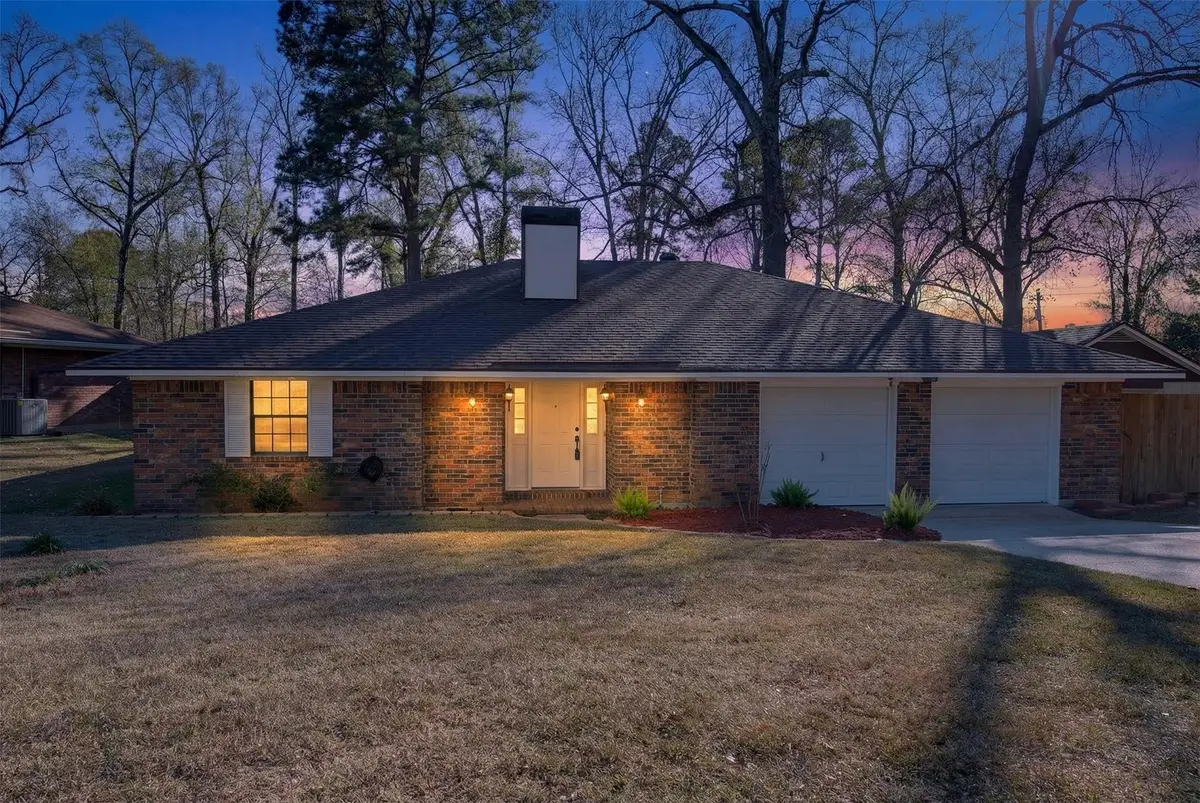 8204 Heatherbrook Circle, Haughton, LA 71037 - Image #1